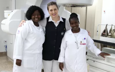 Enfermeiras de Moçambique realizam treinamento no Hospital de Amor