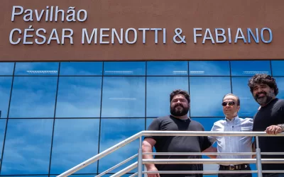 César Menotti & Fabiano são homenageados pelo HA